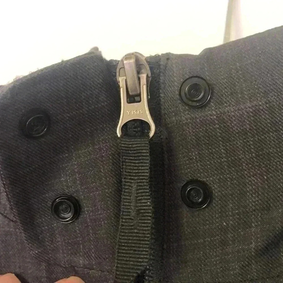 REI lightweight jacket with detachable hood. - Picture 6 of 11